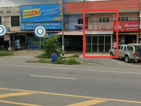 อาคารพาณิชย์ 2 ชั้น ทำเลทองใกล้สี่แยกไฟแดง โคกตูม ลพบุรี
