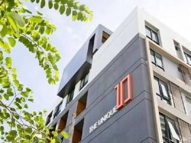 ขายให้เช่า รีโนเวทใหม่ เพนท์เฮ้าส์ ห้องเดียวในโครงการ The Unique